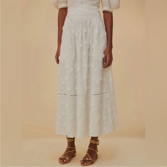 FARM Rio Off White 3D Flower Midi Skirt in $295 Small NWT - Picture 3 of 10